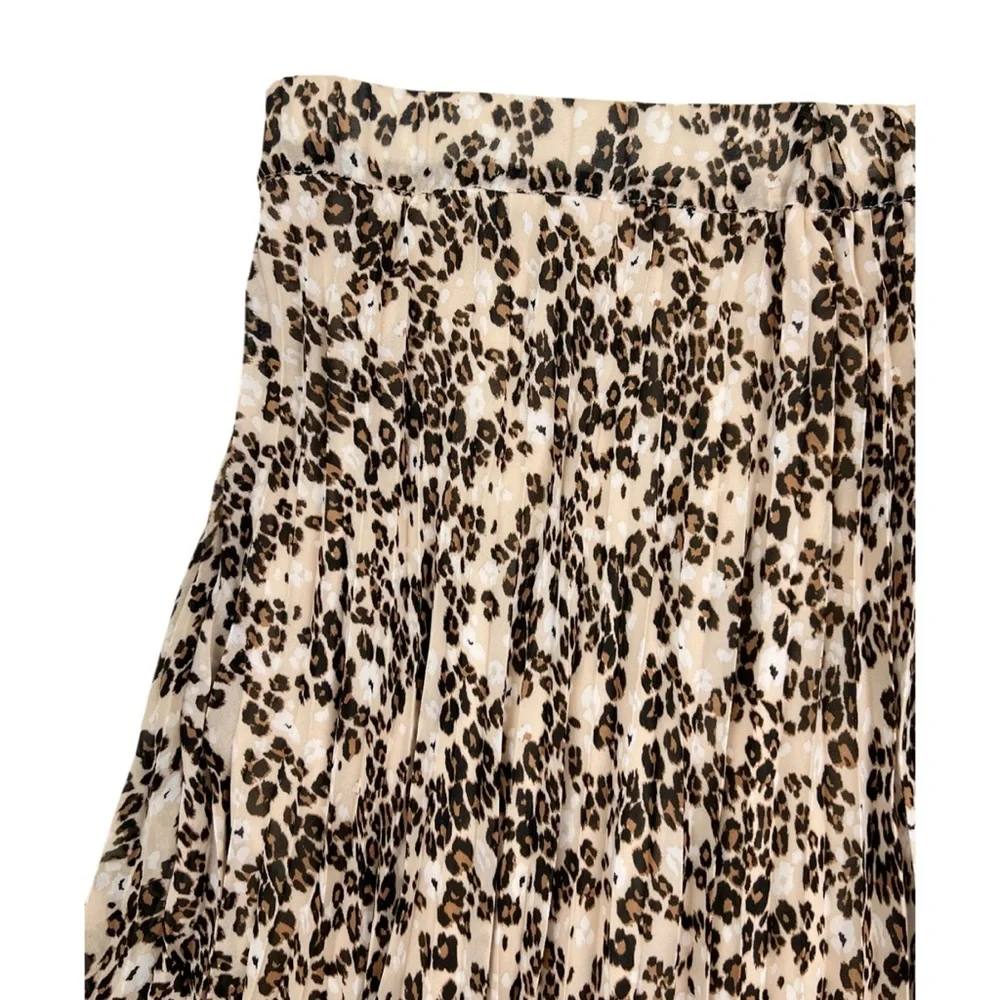 Lane Bryant Leopard Print Pull On Pleated Skirt Plus Size 26/28